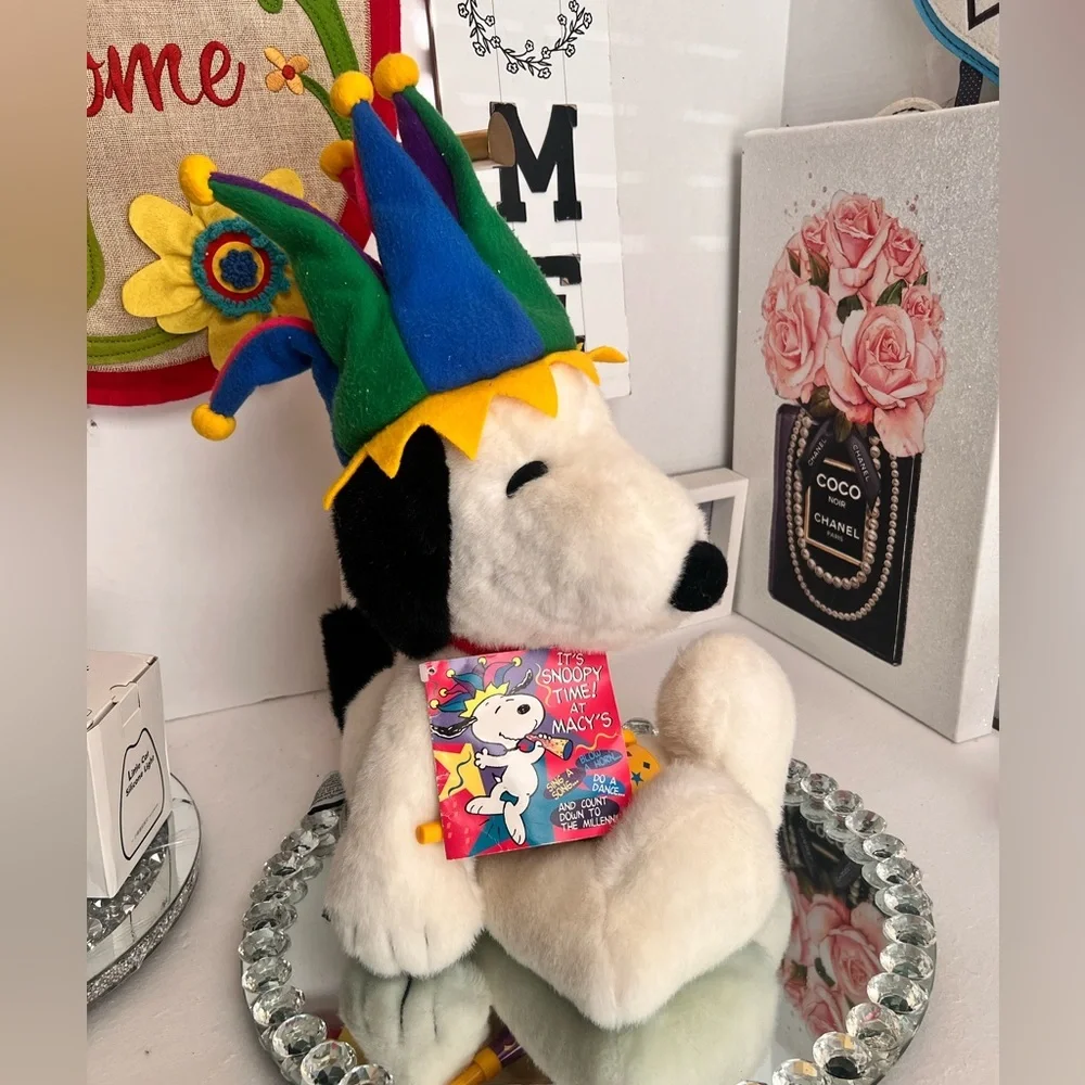 SNOOPY 2000 Millennium Macy's Limited Edition